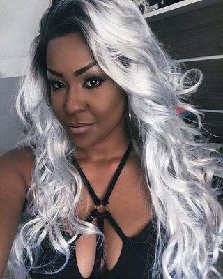 24 Inch Gray Wigs For African American Women The Same As The Hairstyle In The Picture jr