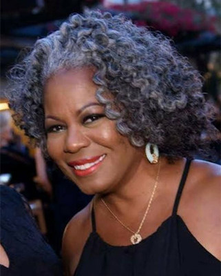 12 Inch Gray Curly Wigs For African American Women The Same As The Hairstyle In The Picture sp