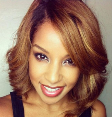 14 Inch Wavy bob Wigs For African American Women The Same As The Hairstyle In The Picture lz