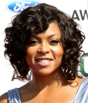 12 Inch Wavy Medium Wigs For African American Women The Same As The Hairstyle In The Picture oo
