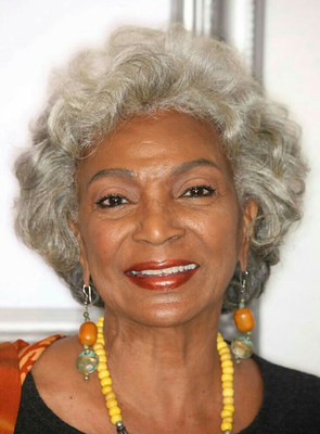 10 Inch Short Gray Wigs For African American Women The Same As The Hairstyle In The Picture wq